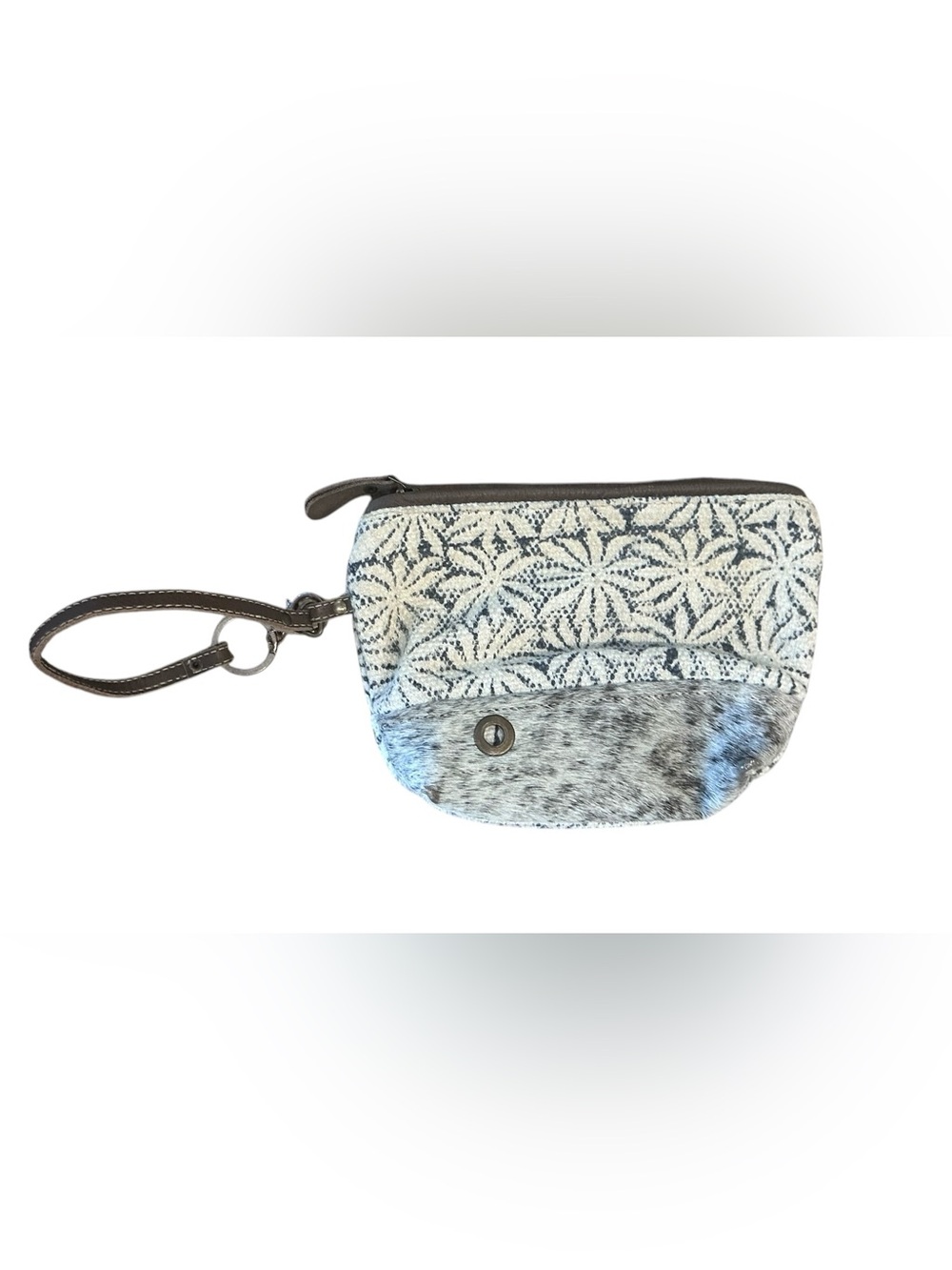 MYRA Bag Blossom Rug Pouch Wristlet NWOT Floral Canvas  Zip Western Gray White